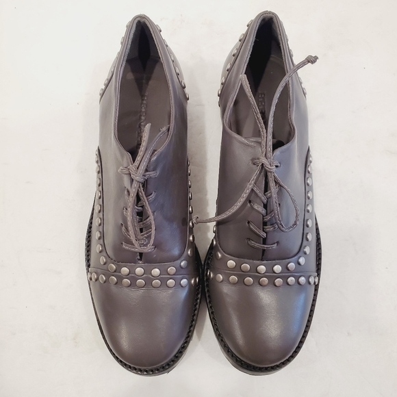 Bernardo Shoes - NEW Bernardo OWEN Gray Glove Leather Silver Studs Lug Oxford Shoes